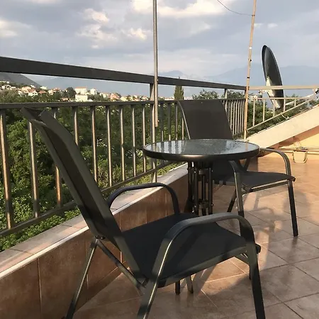 Hedonist At Kumbor Apartament Podgorica